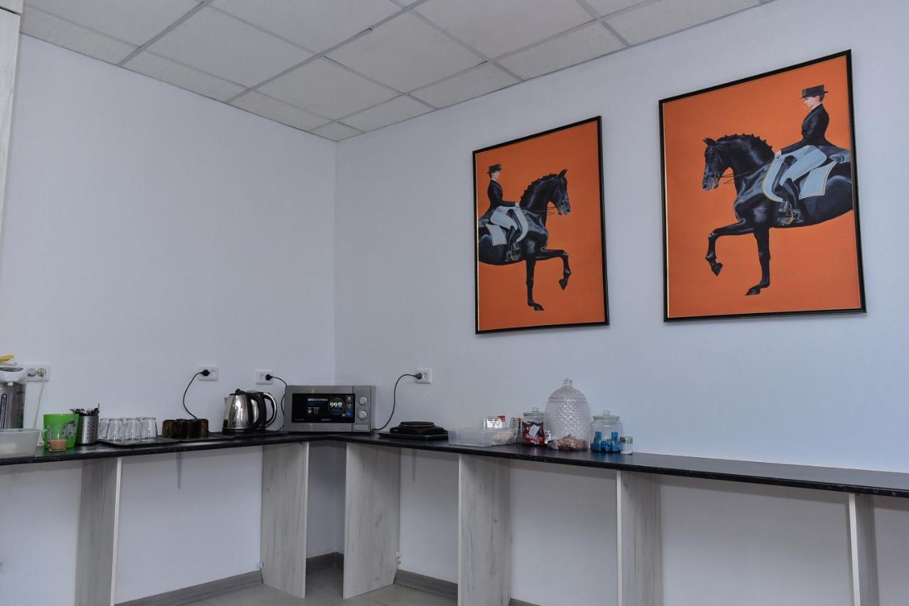 Hotel Fresh Aktobe Eksteriør bilde