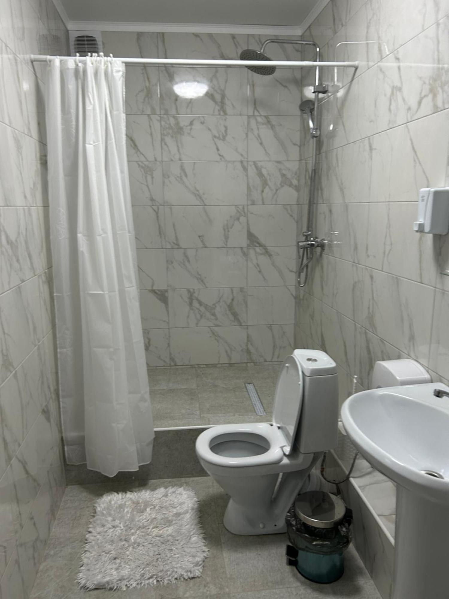 Hotel Fresh Aktobe Eksteriør bilde