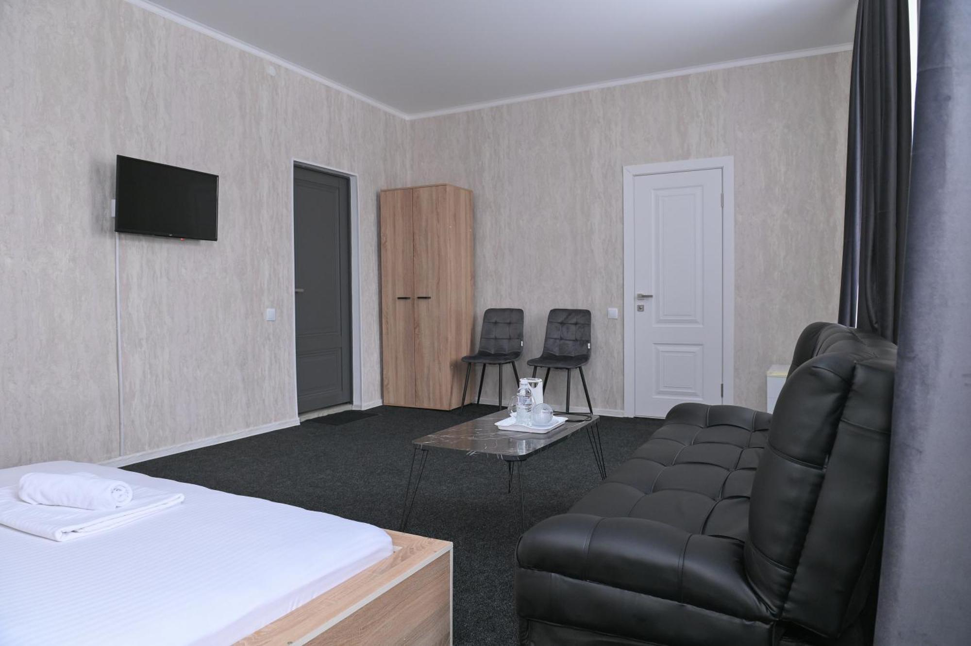 Hotel Fresh Aktobe Eksteriør bilde